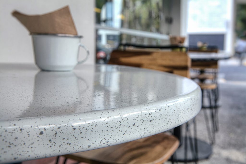 mesas para restaurantes en acero